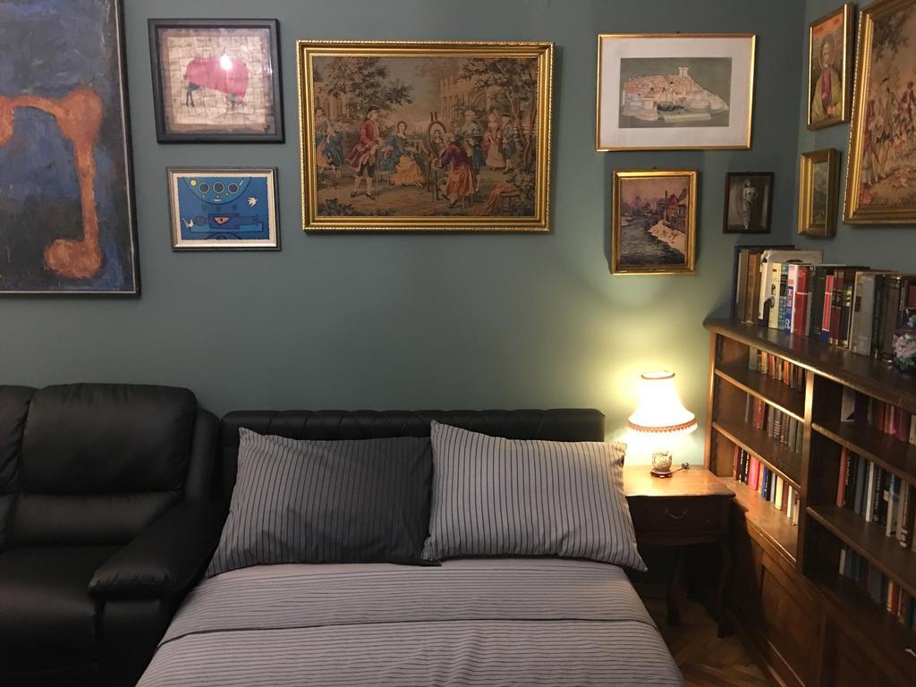 99 Muses Apartments Dordegol المظهر الخارجي الصورة